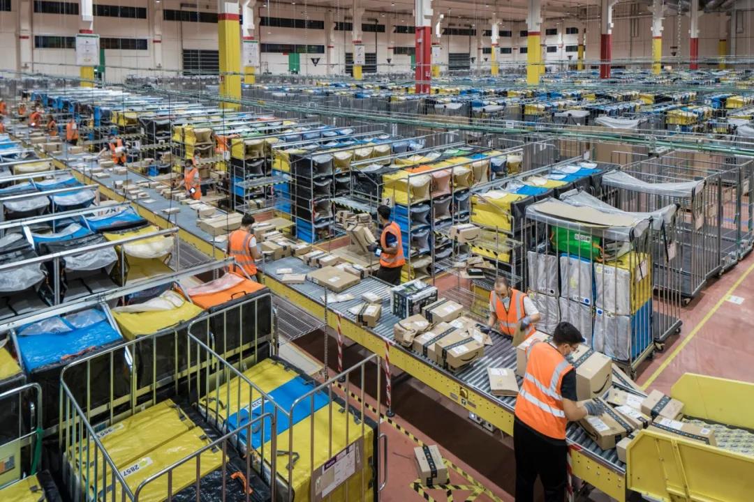 亞馬遜連發(fā)兩條新規(guī)，事關庫存與禁售，賣家當心！