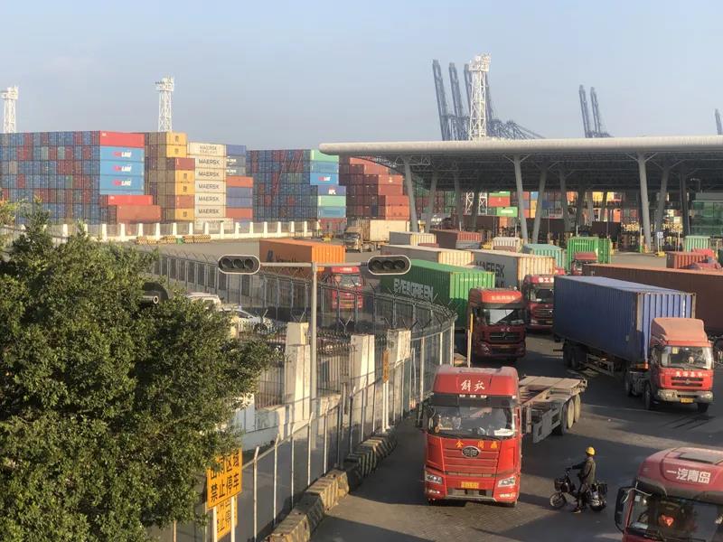 集裝箱一箱難求，為何還有人不敢輕易接單？