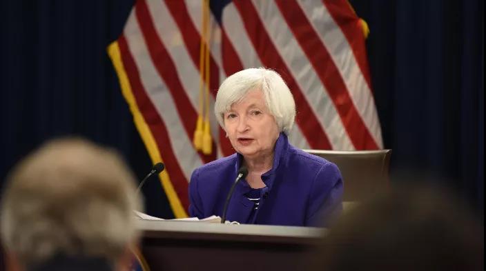 美財長:加征關(guān)稅不變，暫不調(diào)整；外交部回應(yīng) 