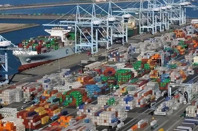 美西運(yùn)價(jià)一夜之間暴跌？需求疲軟運(yùn)費(fèi)走低？