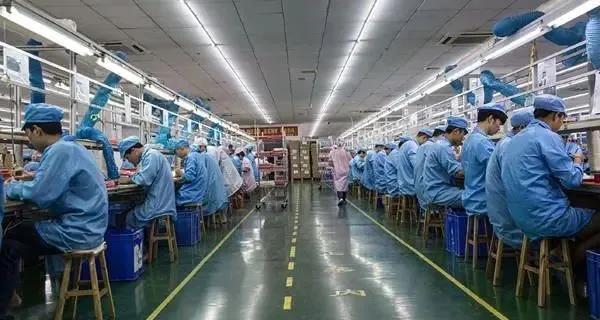 越南制造“告急”！軍隊封城，殃及耐克等80家美企，超7萬家企業(yè)倒閉