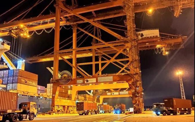 以星推出連接華南和南美洲的新服務(wù)；Seaspan再訂購10艘集裝箱船